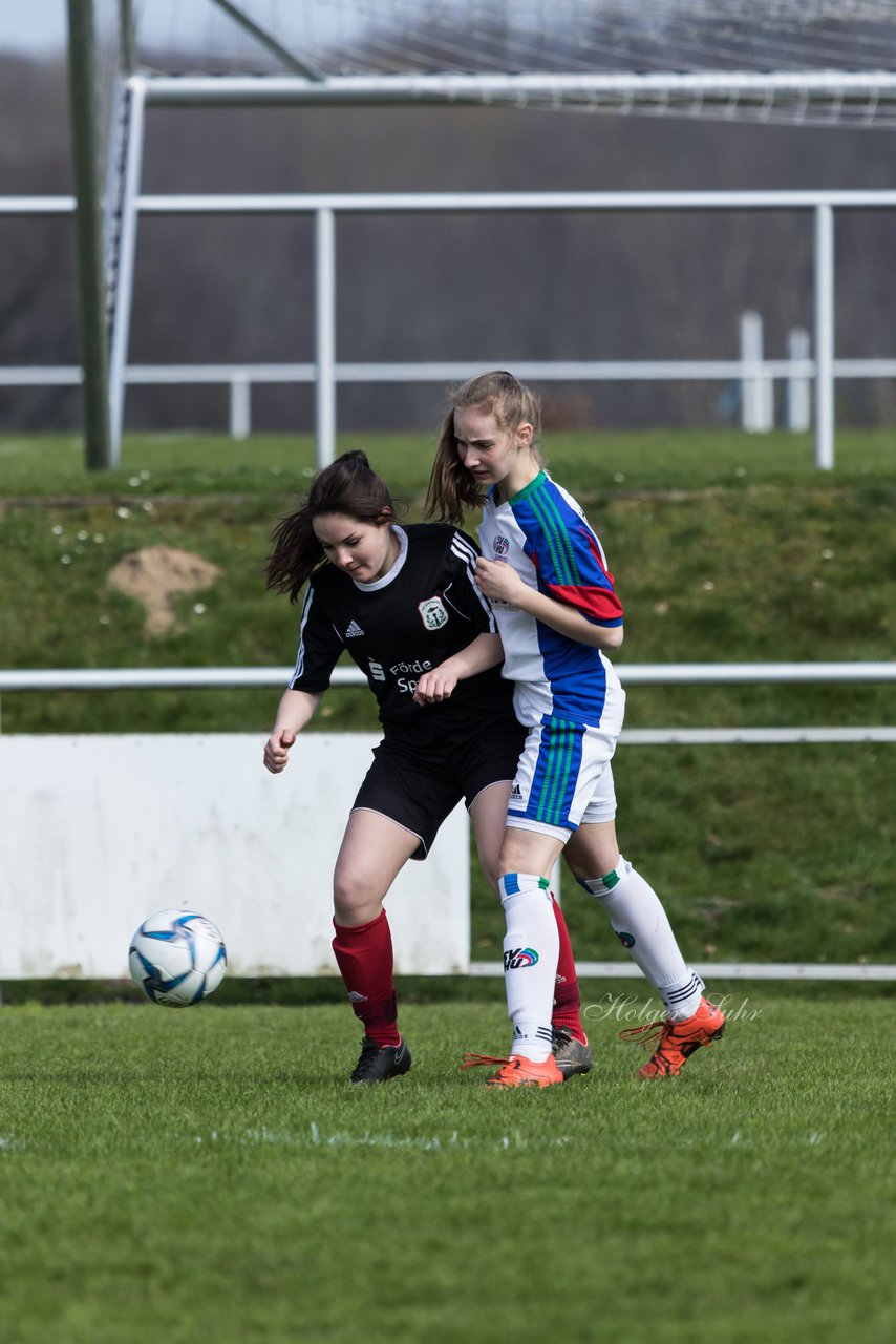 Bild 255 - wBJ SV Henstedt Ulzburg - TSV Schnberg : Ergebnis: 5:2